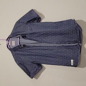 Mens button down 7 diamonds size M